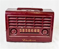 VINTAGE FLEETWOOD TUBE PORTABLE PLASTIC RADIO