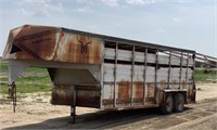 1986 Hillsboro 20' gooseneck stock trailer