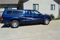 2003 Dodge Dakota Truck - Magnum V-6, 2WD