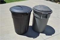 1 -  Semco Garbage Can With Lid