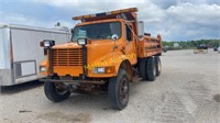 1999 IH tandem dump truck - VUT