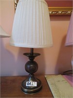 metal/wood table lamp