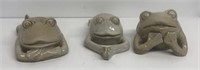 Porcelain frogs