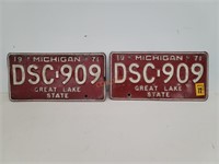 Vintage Matched Pair 1971 Michigan License Plates