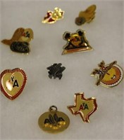SELECTION OF AMERICAN AIRLINE PINS