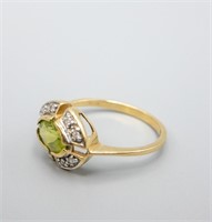 ANTIQUE 14KT YELLOW GOLD PERIDOT AND DIAMOND RING