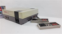 Console Nintendo, 2 manettes & Super Mario 3