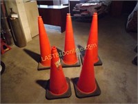 5 Safety Cones