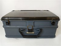 Plano Magnum Over and Under Tackle Box 16"x11"x7"
