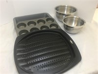 Baker’s Secret baking pan and muffin tray, two
