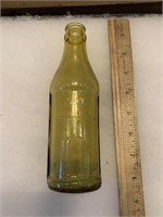 ANTIQUE AMBER BOTTLE WITH 1/2 CUP LINES