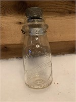 DAMROW HALF PINT BOTTLE WITH METAL TAG 40