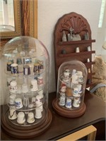 LARGE LOT OF THIMBLES AND DISPLAYS