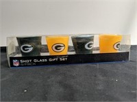 Set of Green Bay packer shot glasses