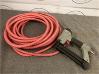 Air hose and staple gun