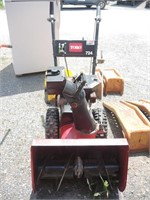 TORO SNOW BLOWER