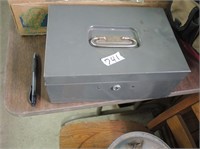 METAL BOX W/KEY