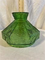 GREEN GRAPE THEMED GLASS LAMP SHADE