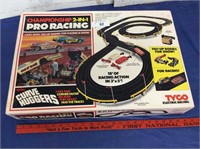 Tyco Championship 2-in-1 Pro Racing Car Set