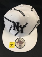 Black Yankees hat 7 1/8