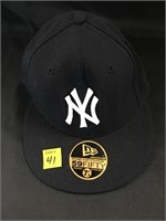 New York Yankees Hat  7 1/4