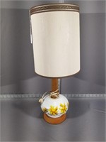 Table Lamp w/ Yellow Flowers