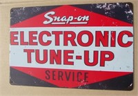 Snap-On Service Tin Sign 8" X 12"