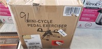 Mini pedal exerciser