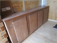 Nice Cabinet 87 x 13.5 x 35 - pick up only -