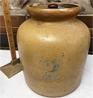 Stoneware Crock with lid