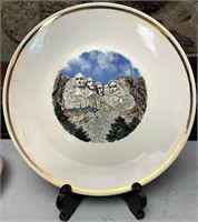 Mount Rushmore collector plate
