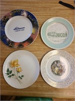 Lot 4 Vintage Plates