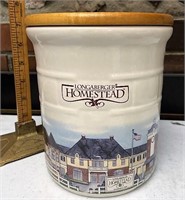 Longaberger Homestead Crock with lid