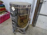 Paragon Electric Kiln And 100+ Molds