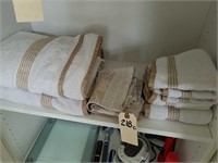 BROWN & WHITE TOWELS, WASH CLOTHES, ETC
