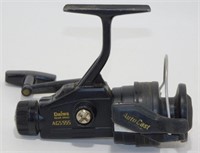 Daiwa AG5555 Auto Cast Spinning Reel - Good