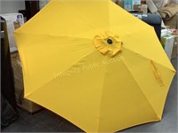 8’ Metal Freestanding Patio Umbrella With Crank