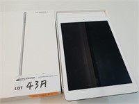 Apple IPad Air 1 Model: 1474