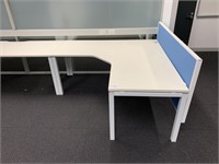 Timber Top 3 Person Work Station with Partition