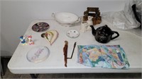Pottery, China & Collectibles