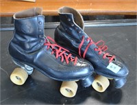Vintage men's roller skates - info