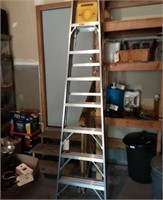 Aluminum Step Ladder.