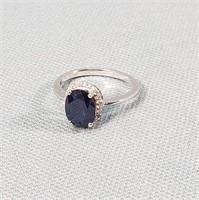 10k White Gold & Sapphire Ring