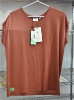 Women's knit top - size M -  New with tags