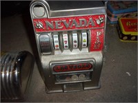 Table top slot machine, metal