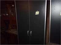 Storage cabinet with shelves, 70in tall