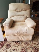 RECLINER ARM CHAIR