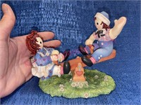 Raggedy Ann & Andy "Friendship w/laughter" fig
