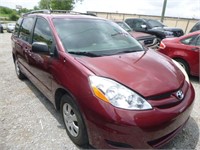 2008 TOYOTA SIENNA