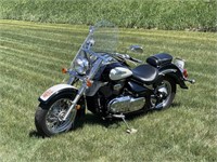 2001 SUZUKI 800 VOLUSIA MOTORCYCLE